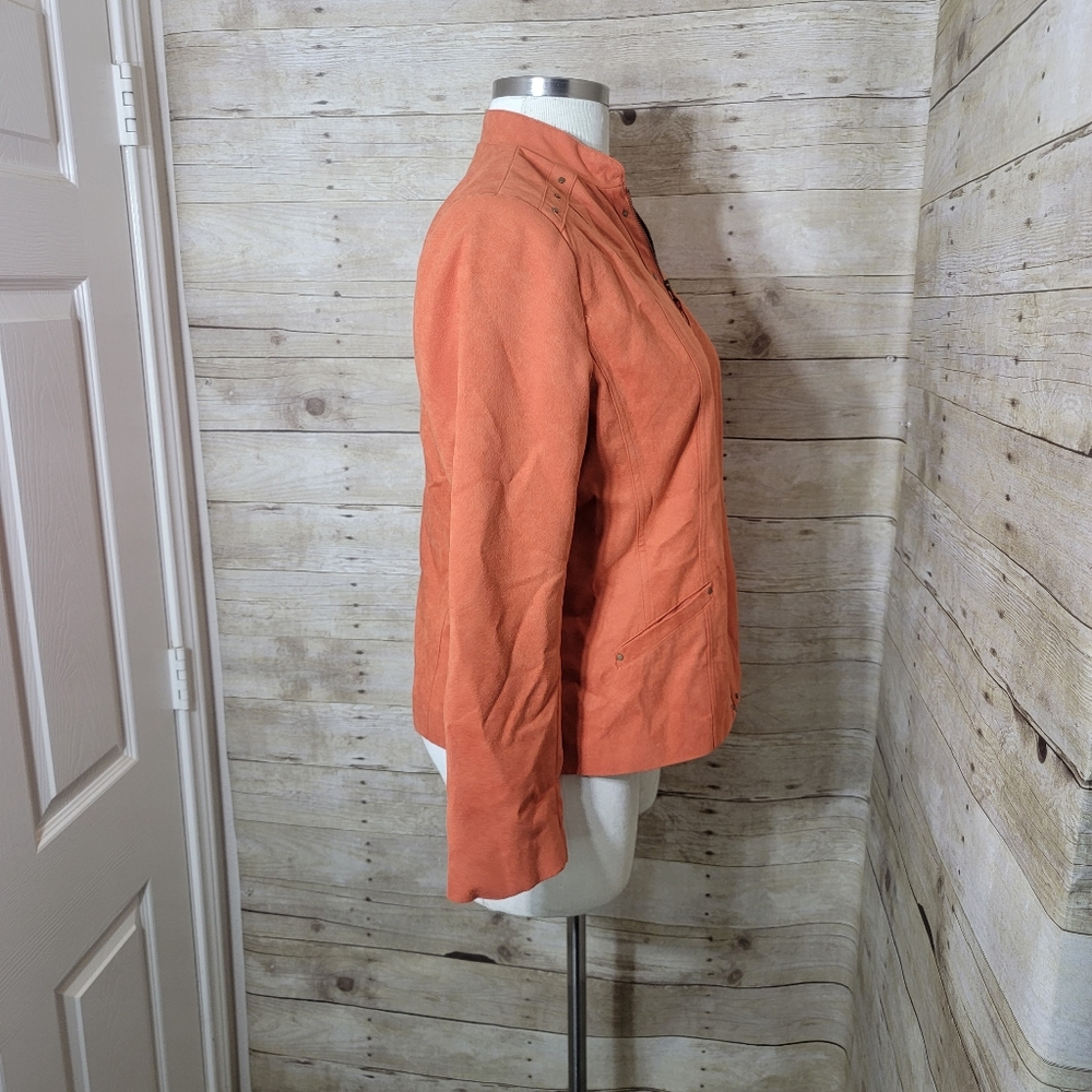 Jacket - Picture 2 of 4